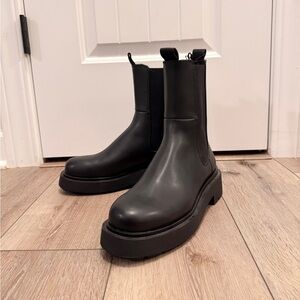 H&M Black Leather Chunky Chelsea Boots NWT